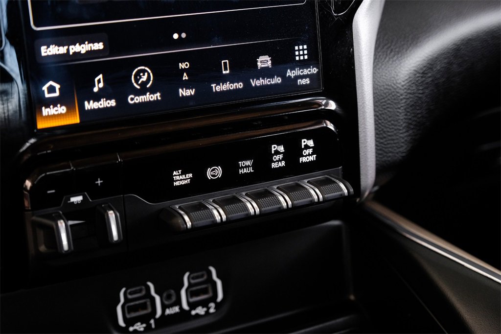 Used 2024 RAM 3500 Laramie w/ Bed Utility Group image 25