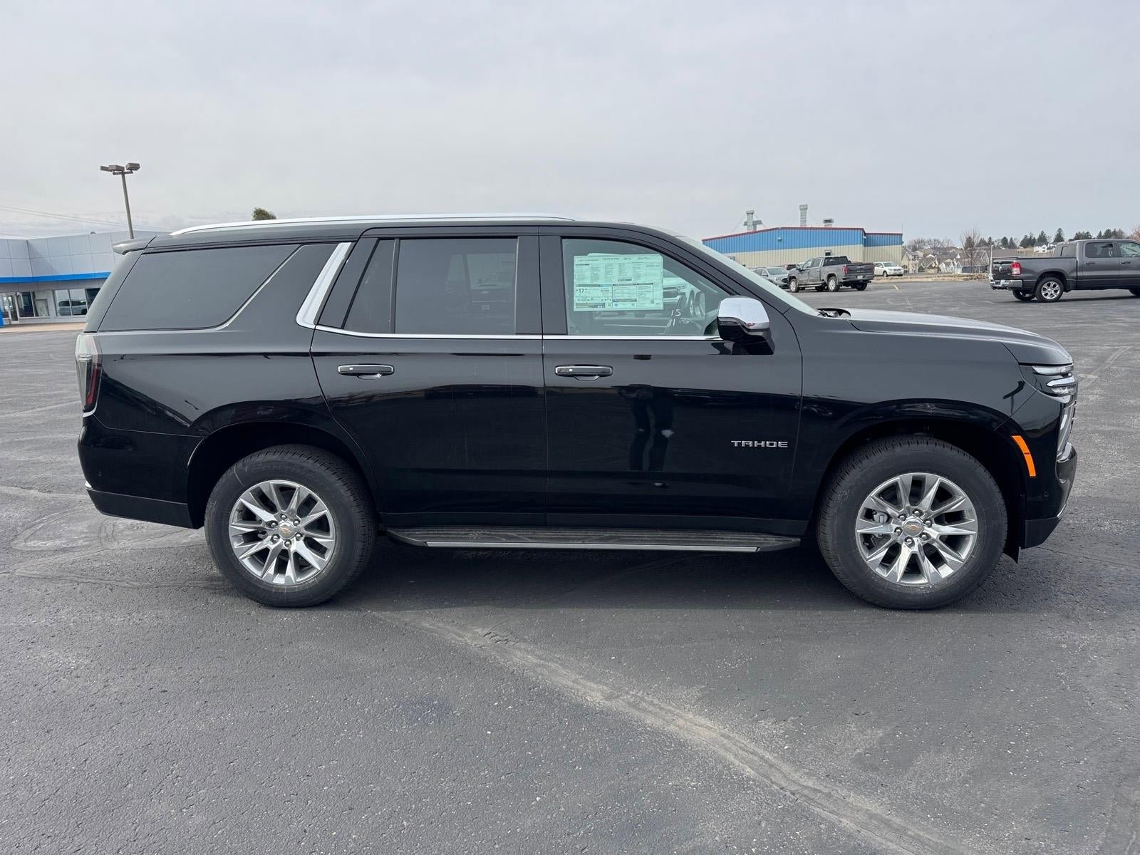 New 2026 Chevrolet Tahoe Premier w/ Sun And Tow Package AWD/4WD image 2