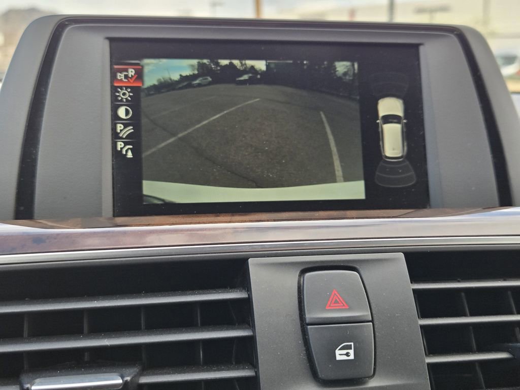 Used 2017 BMW 330i xDrive Wagon image 18