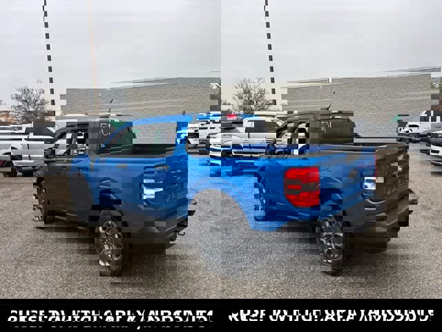 New 2025 Ford Maverick XLT image 4