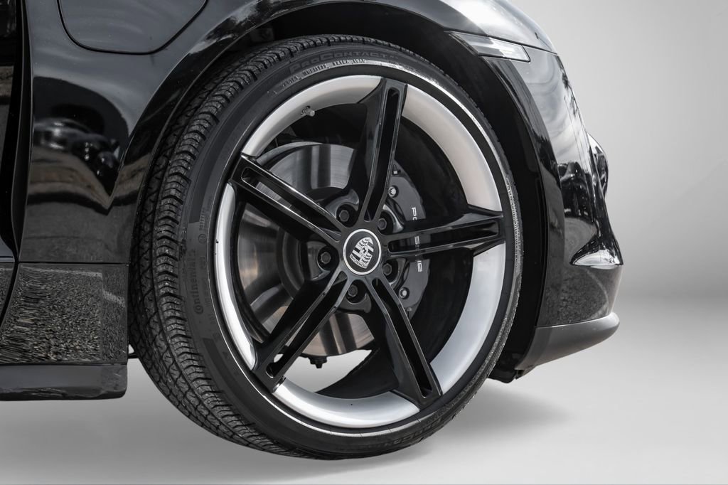 Used 2022 Porsche Taycan image 61