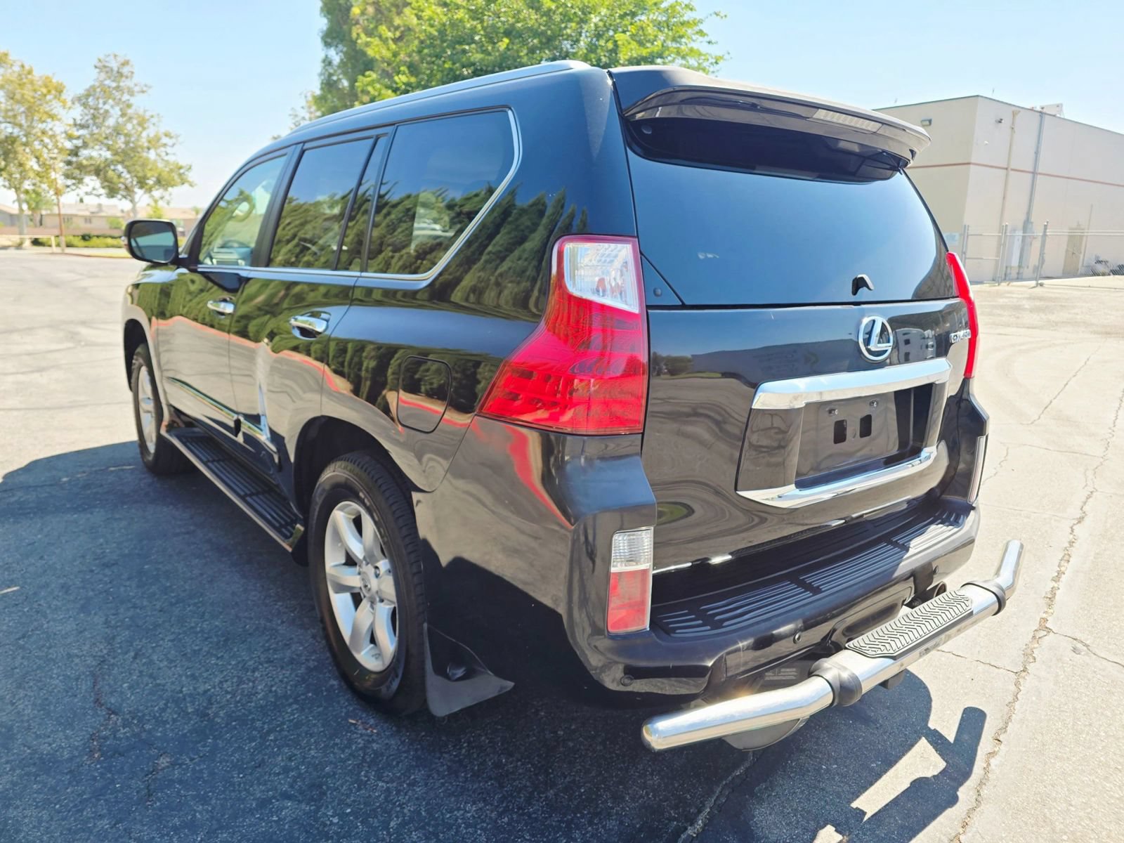 Used 2011 Lexus GX 460 Premium AWD/4WD image 6