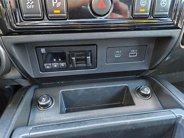 Used 2022 Nissan Titan PRO-4X w/ Pro-4x Convenience Package image 26