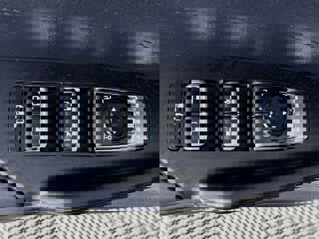 New 2025 Kia K5 LXS image 17