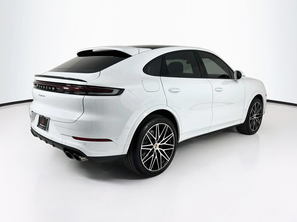 New 2026 Porsche Cayenne Coupe AWD/4WD image 9