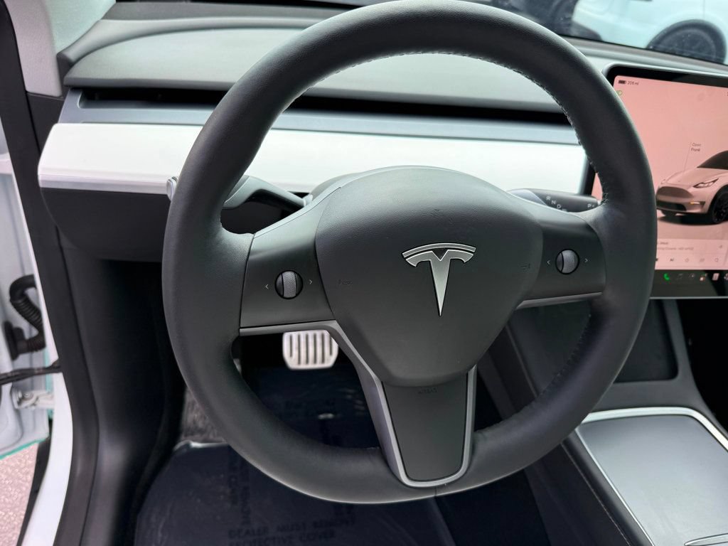 Used 2022 Tesla Model Y Performance AWD/4WD image 11