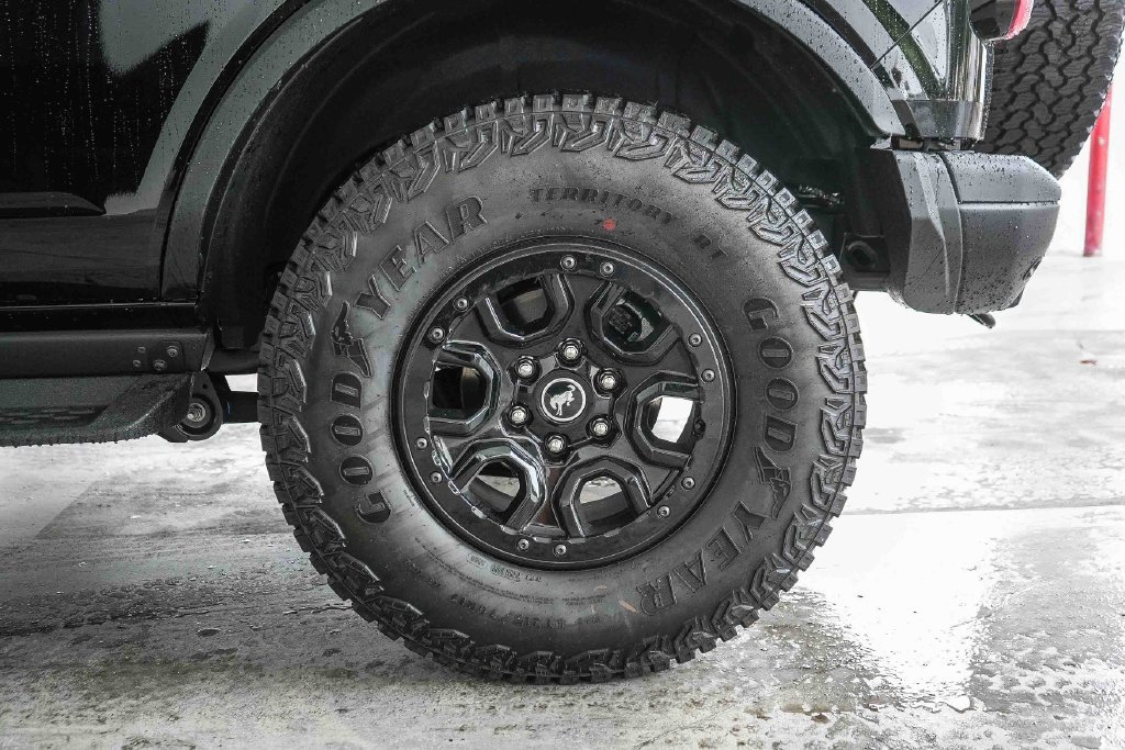 New 2026 Ford Bronco Badlands w/ Wildtrak Package AWD/4WD image 10