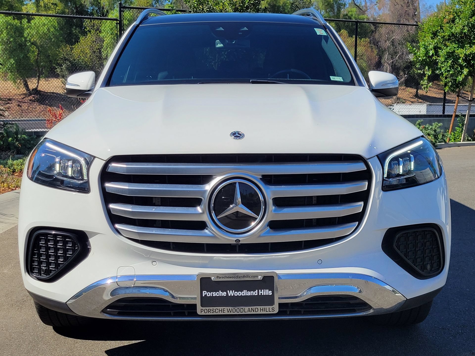 Used 2024 Mercedes-Benz GLS 450 4MATIC image 10