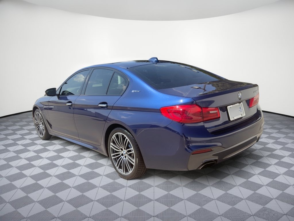 Used 2018 BMW 530e xDrive AWD/4WD image 3