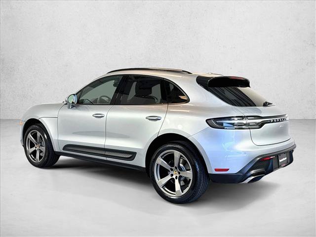 Certified 2025 Porsche Macan Turbo AWD/4WD image 3
