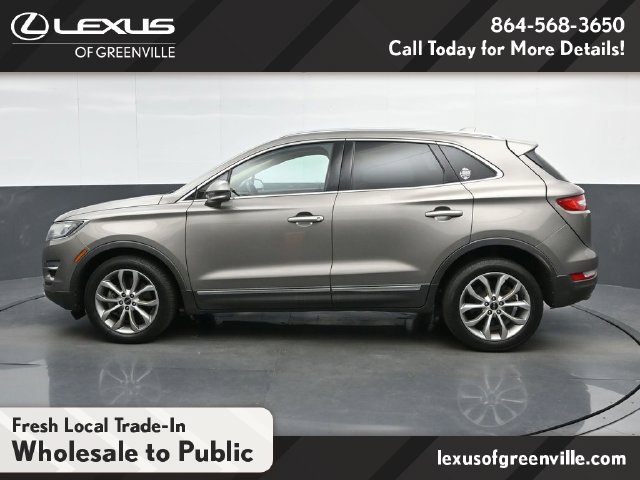 Used 2017 Lincoln MKC Select w/ Select Plus Package FWD image 5