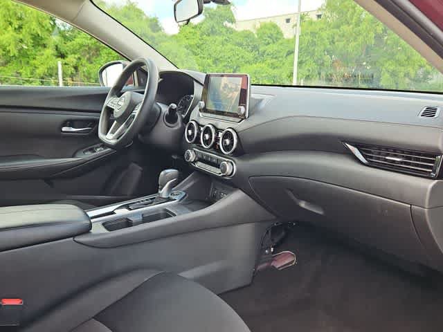 Used 2024 Nissan Sentra SV FWD image 19