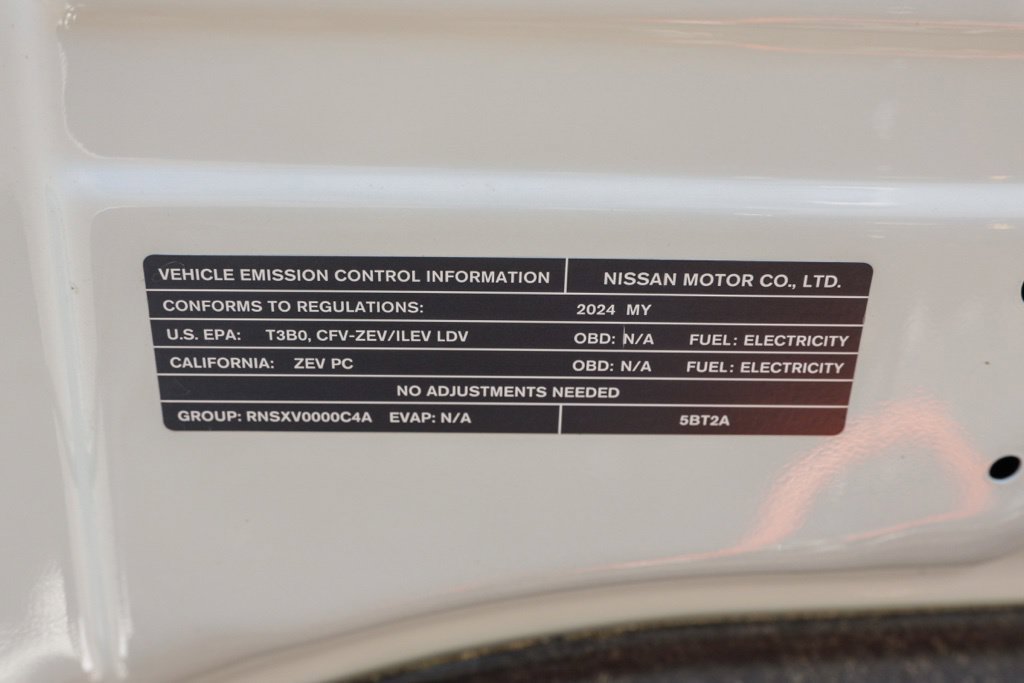 Used 2024 Nissan Ariya FWD image 39