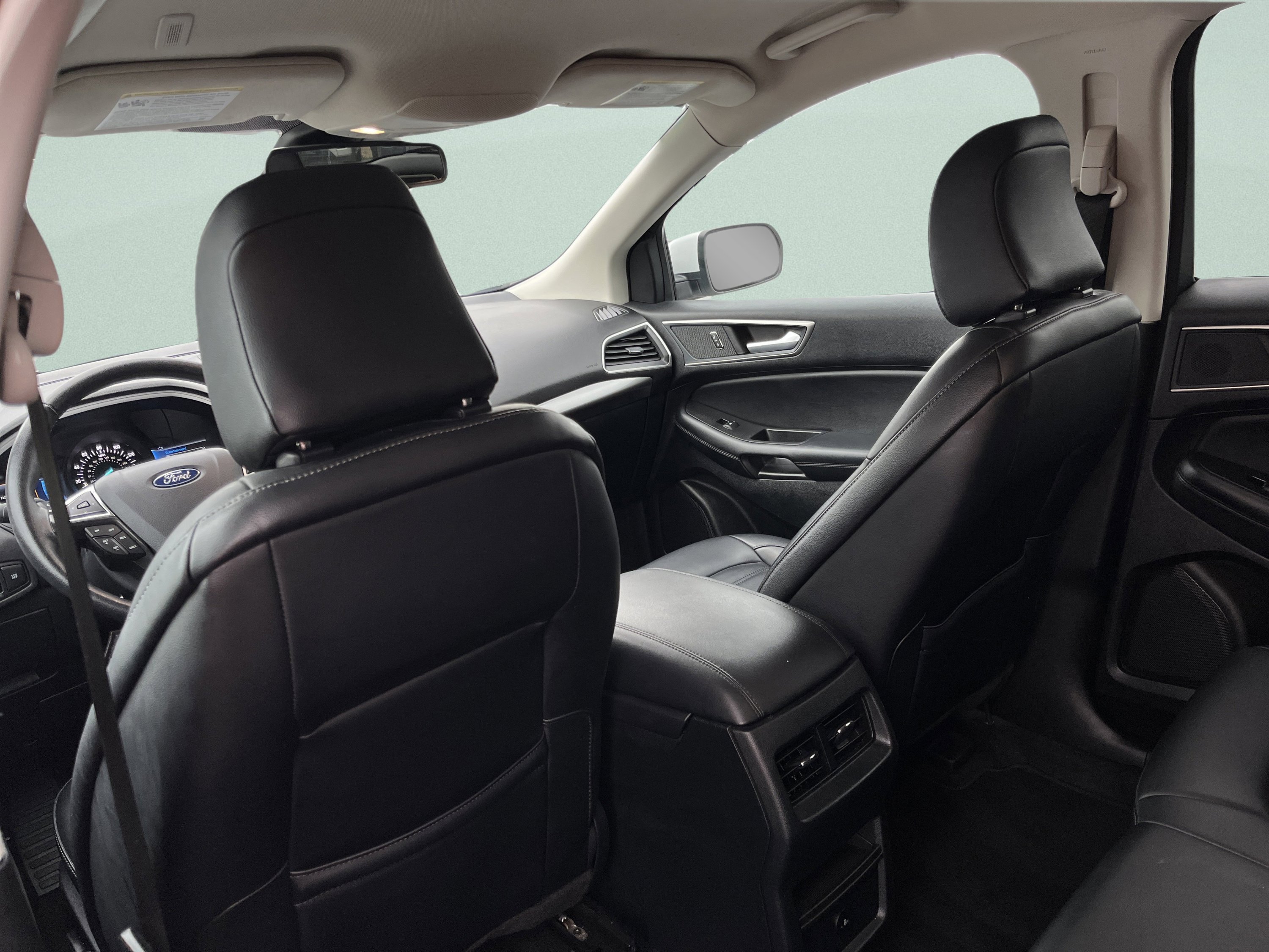 Used 2024 Ford Edge SEL image 24