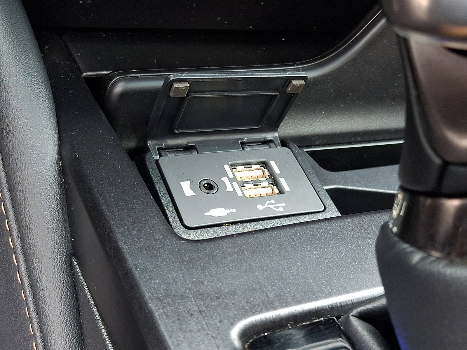 Certified 2022 Lexus ES 350 w/ Premium Package image 26