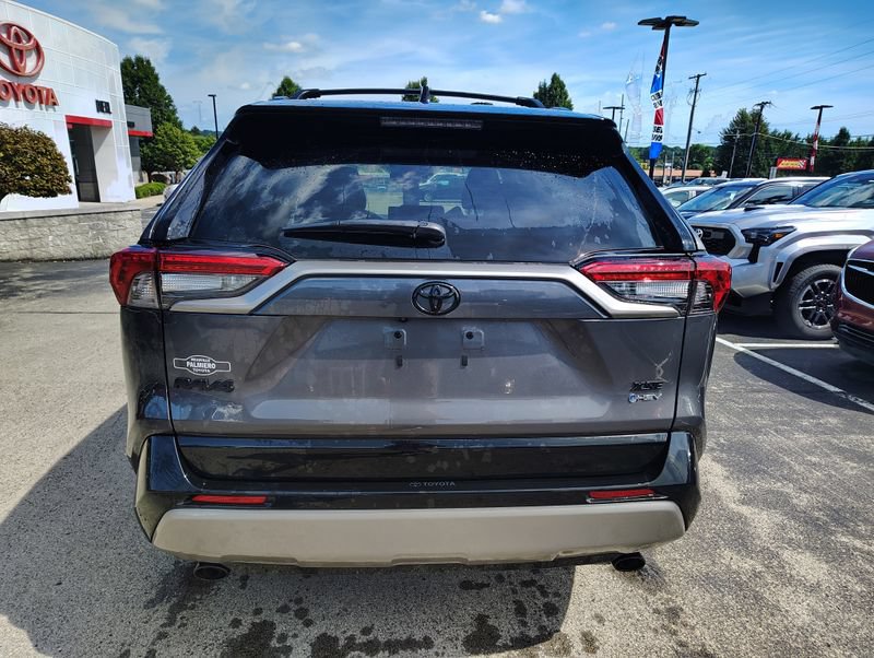 Used 2025 Toyota RAV4 XSE w/ Weather Package AWD/4WD image 5