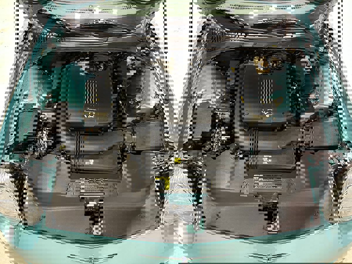 Used 2002 Ford Thunderbird image 7