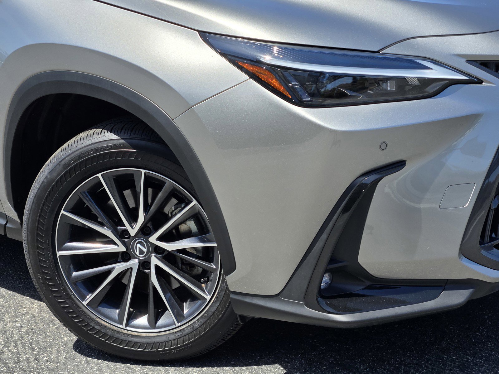 Used 2024 Lexus NX 350 AWD image 9