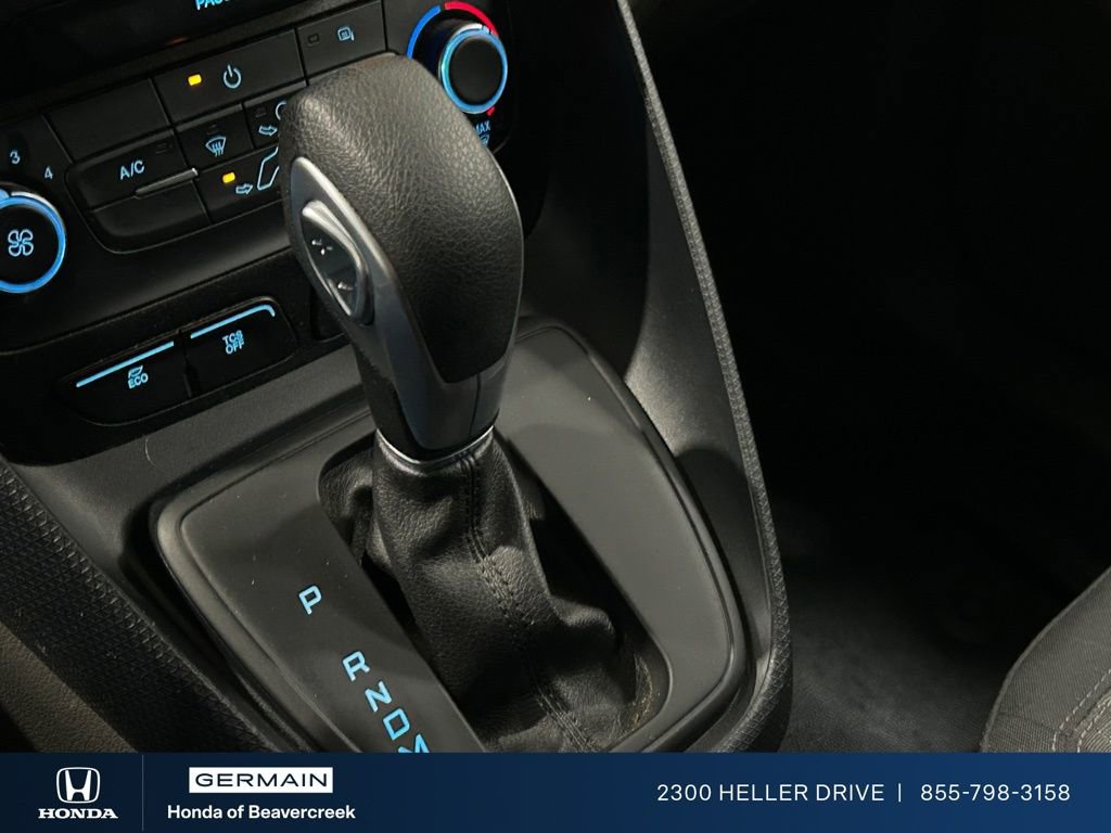 Used 2023 Ford Transit Connect XLT image 25