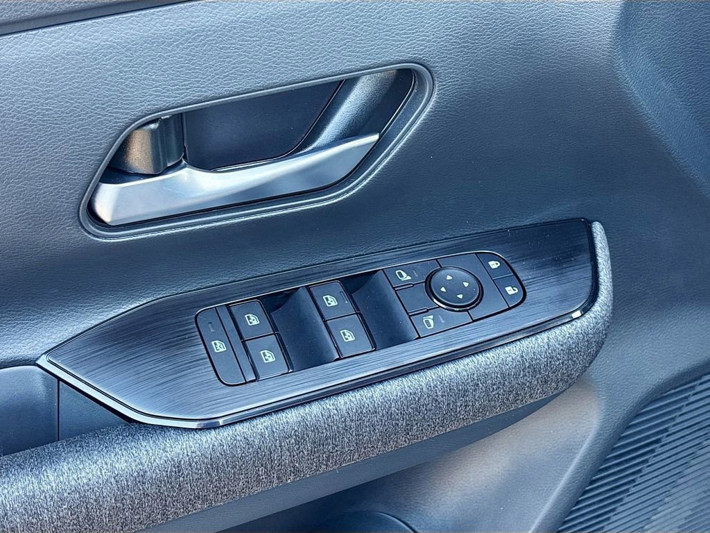 New 2026 Nissan Kicks SV w/ SV Premium Package image 25
