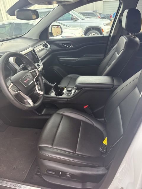Used 2023 GMC Acadia SLT FWD image 14
