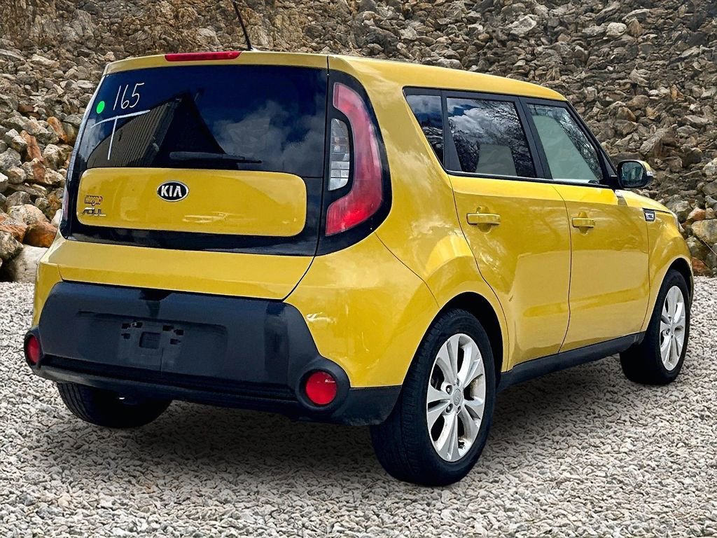 Used 2014 Kia Soul + FWD image 2