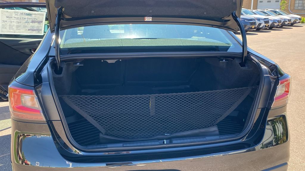 Used 2025 Subaru Legacy Premium image 11