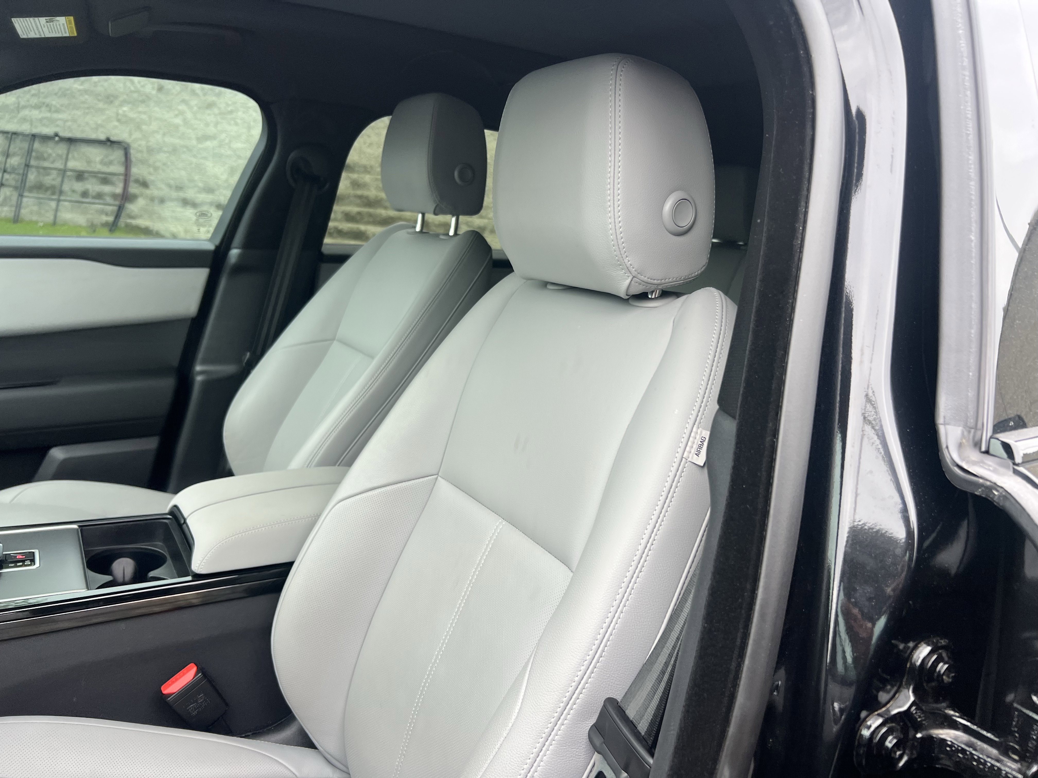 Certified 2026 Land Rover Range Rover Velar S AWD/4WD image 17