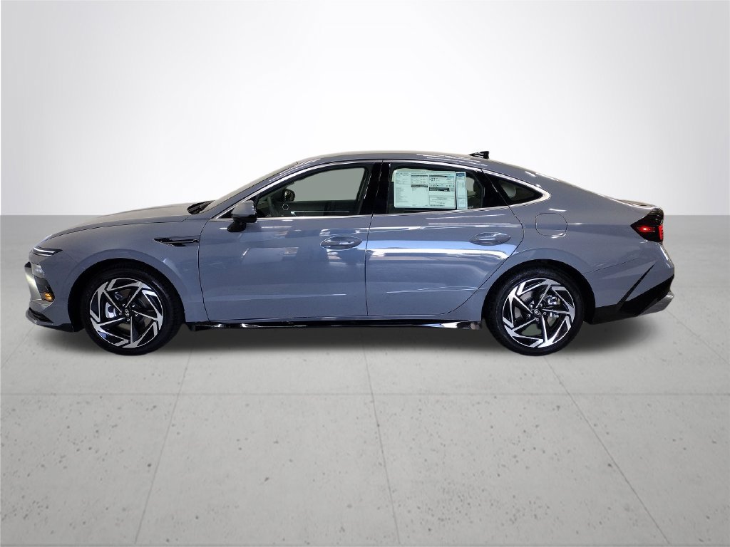 New 2026 Hyundai Sonata SEL AWD/4WD image 9