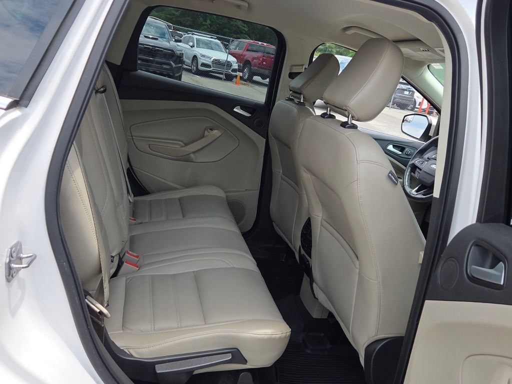 Used 2018 Ford Escape Titanium FWD image 12