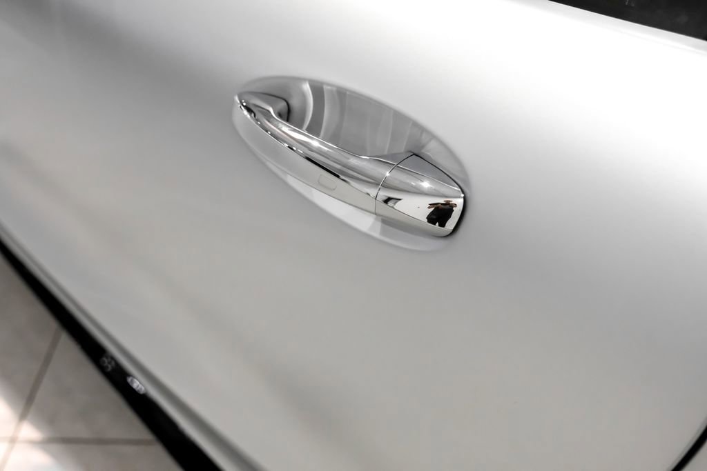 Used 2018 Mercedes-Benz AMG GT R image 31