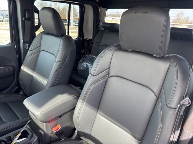 New 2026 Jeep Gladiator Sport image 9