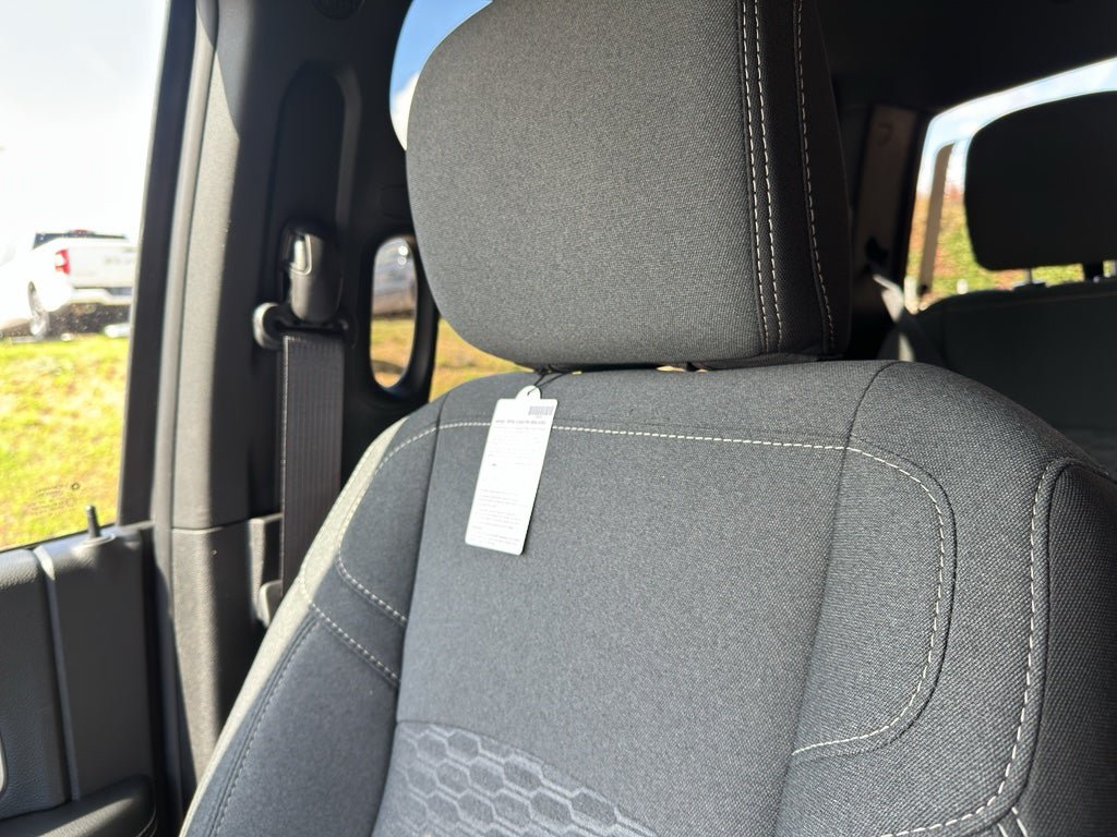 New 2026 RAM 2500 Big Horn AWD/4WD image 23