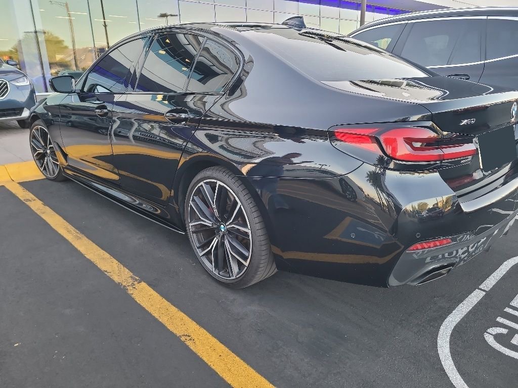 Used 2021 BMW 540i xDrive w/ M Sport Package AWD/4WD image 3