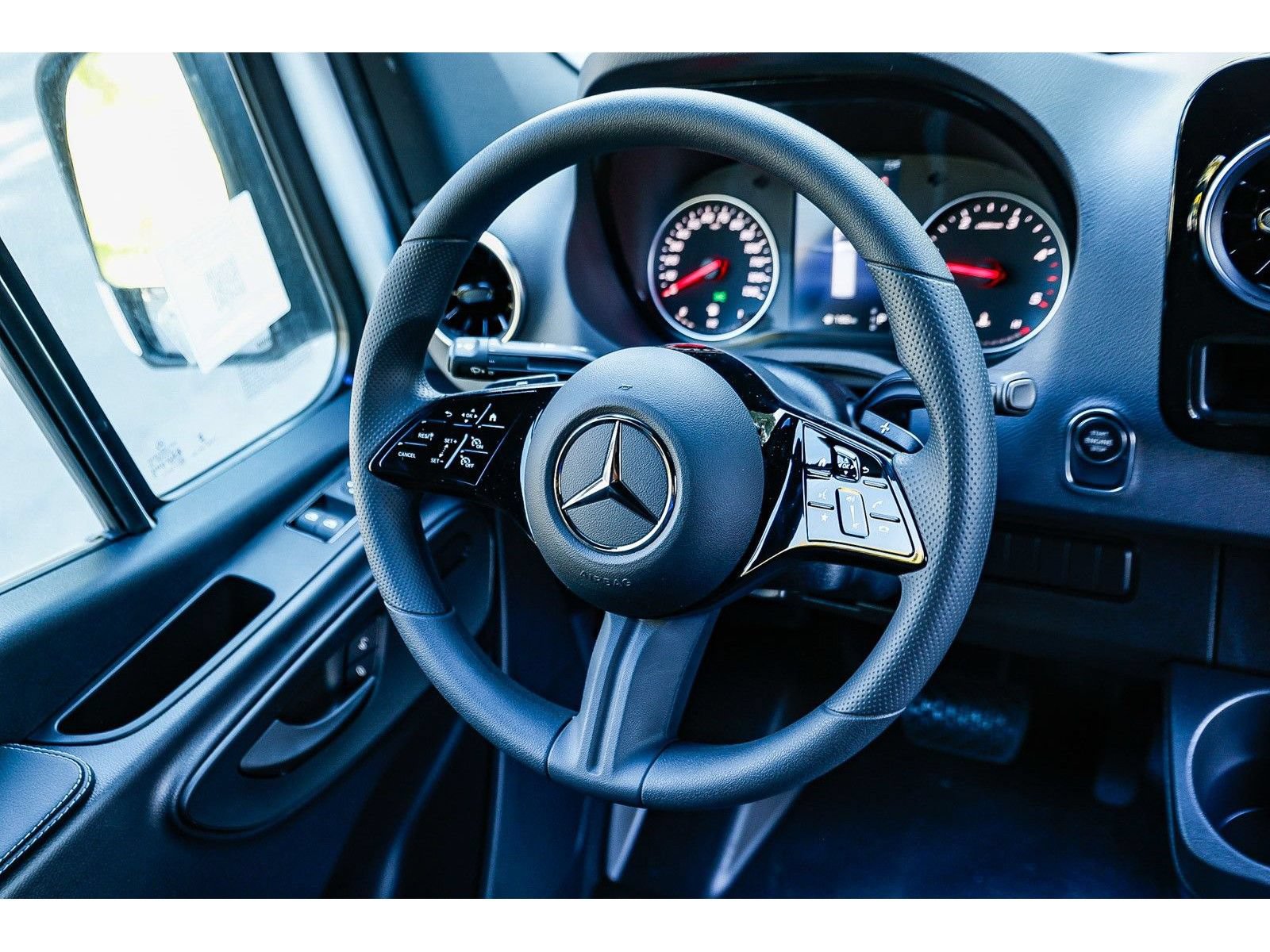 New 2026 Mercedes-Benz Sprinter 2500 image 13