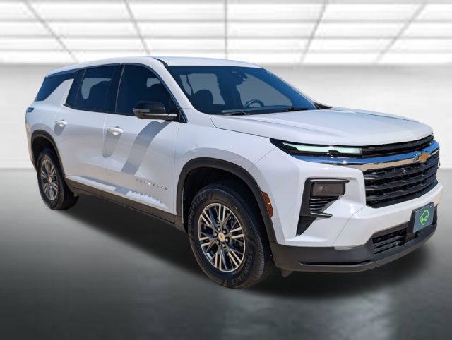Certified 2024 Chevrolet Traverse LS FWD image 1