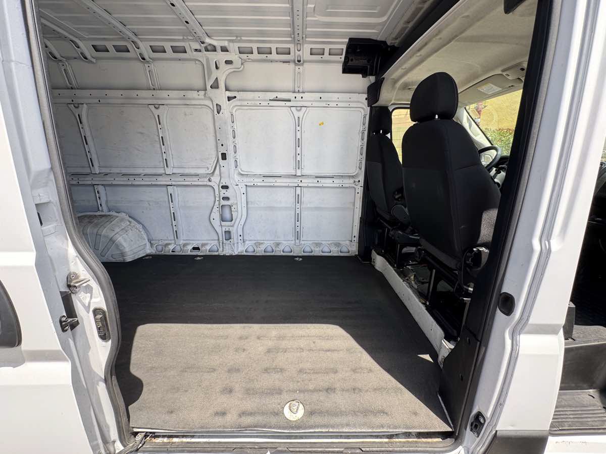 Used 2023 RAM ProMaster 3500 w/ Driver Convenience Group FWD image 19