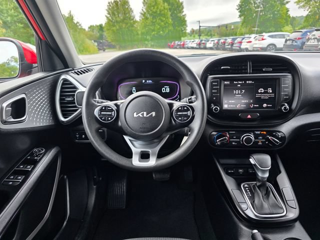 Certified 2023 Kia Soul LX FWD image 19