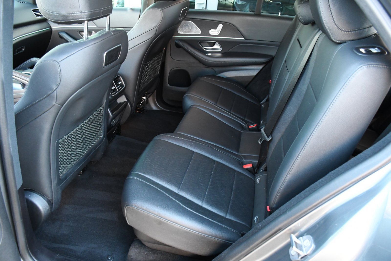 Used 2020 Mercedes-Benz GLE 350 4MATIC w/ 3rd Row Seat Package image 10