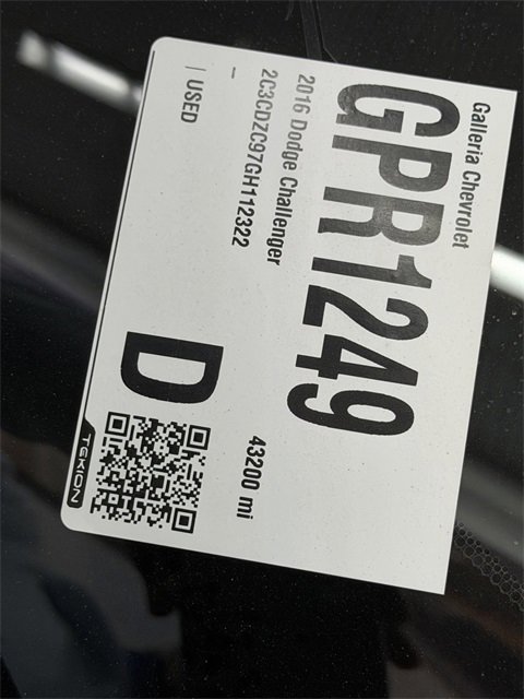 Used 2016 Dodge Challenger SRT Hellcat image 30