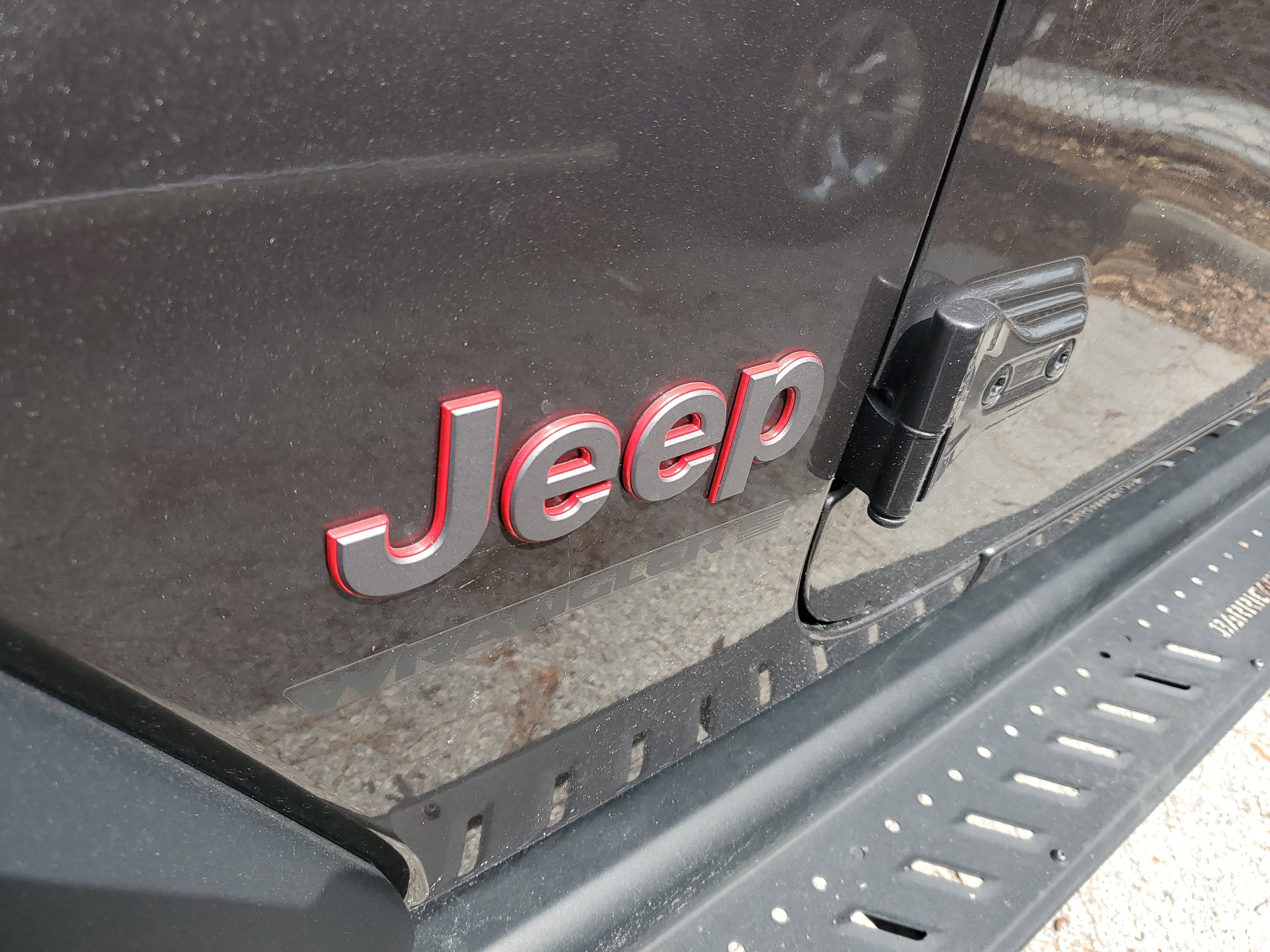 Used 2025 Jeep Wrangler Unlimited Rubicon w/ Convenience Group image 4