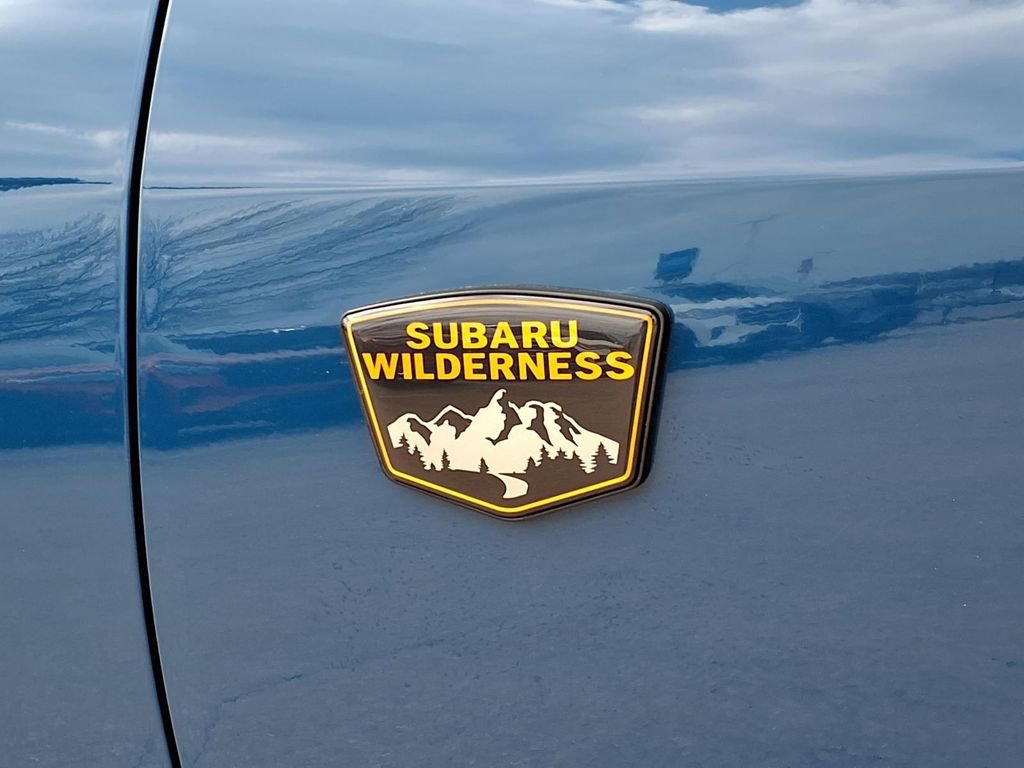 Used 2022 Subaru Outback Wilderness image 7