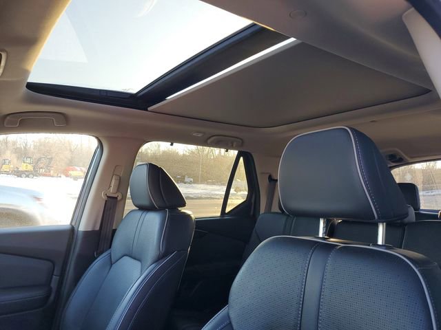 Used 2023 Honda Pilot Elite image 12