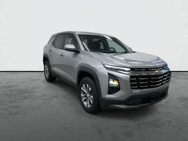 Used 2026 Chevrolet Equinox LT FWD image 6