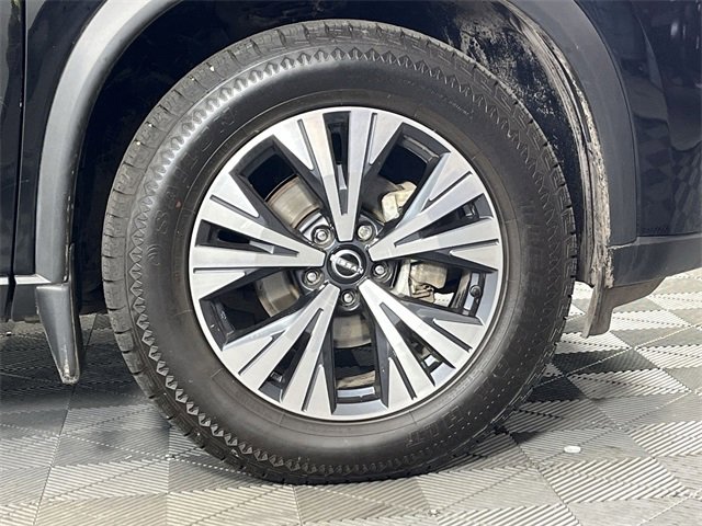 Used 2023 Nissan Rogue SV w/ SV Premium Package image 10