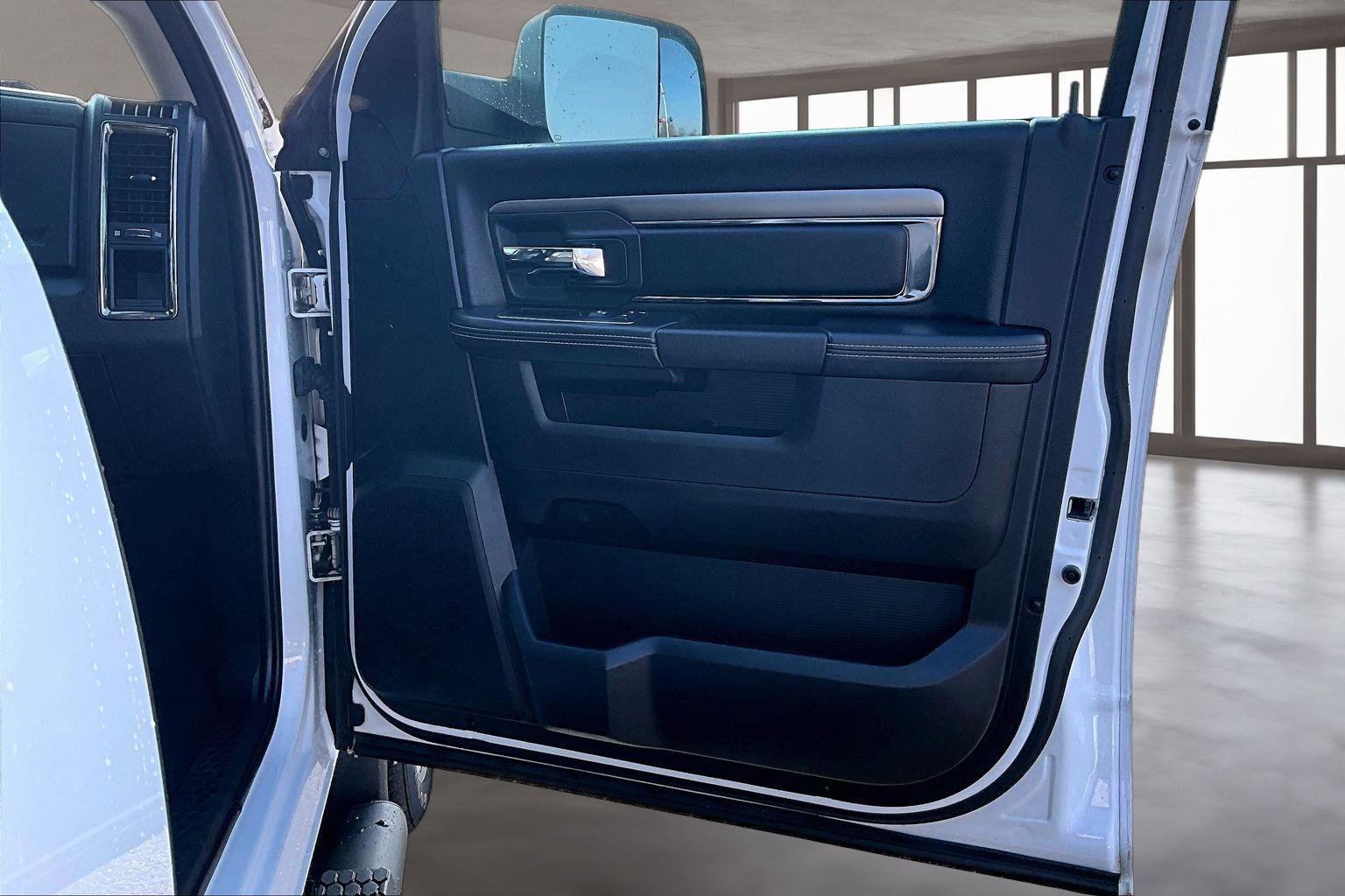 Used 2016 RAM 1500 Sport w/ Sport Premium Group image 26