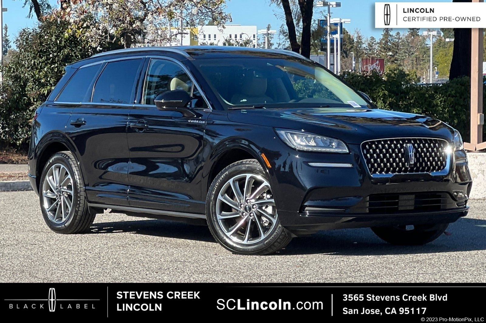 Certified 2022 Lincoln Corsair Grand Touring image 1