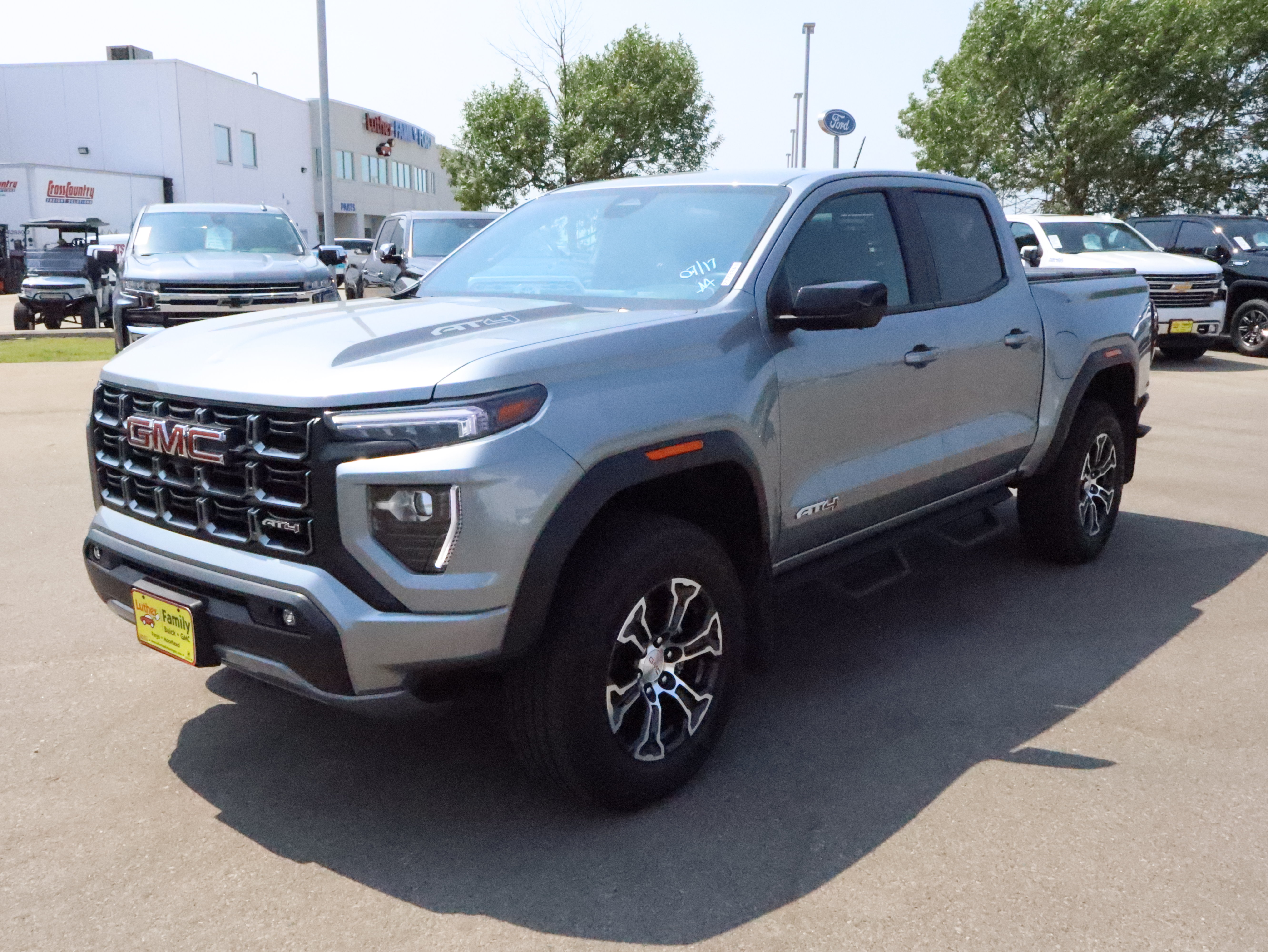 Used 2024 GMC Canyon AT4 w/ Technology Package AWD/4WD image 3