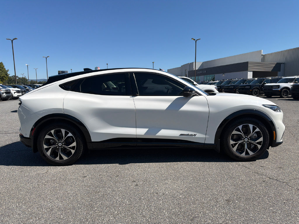 Used 2023 Ford Mustang Mach-E Premium AWD/4WD image 8