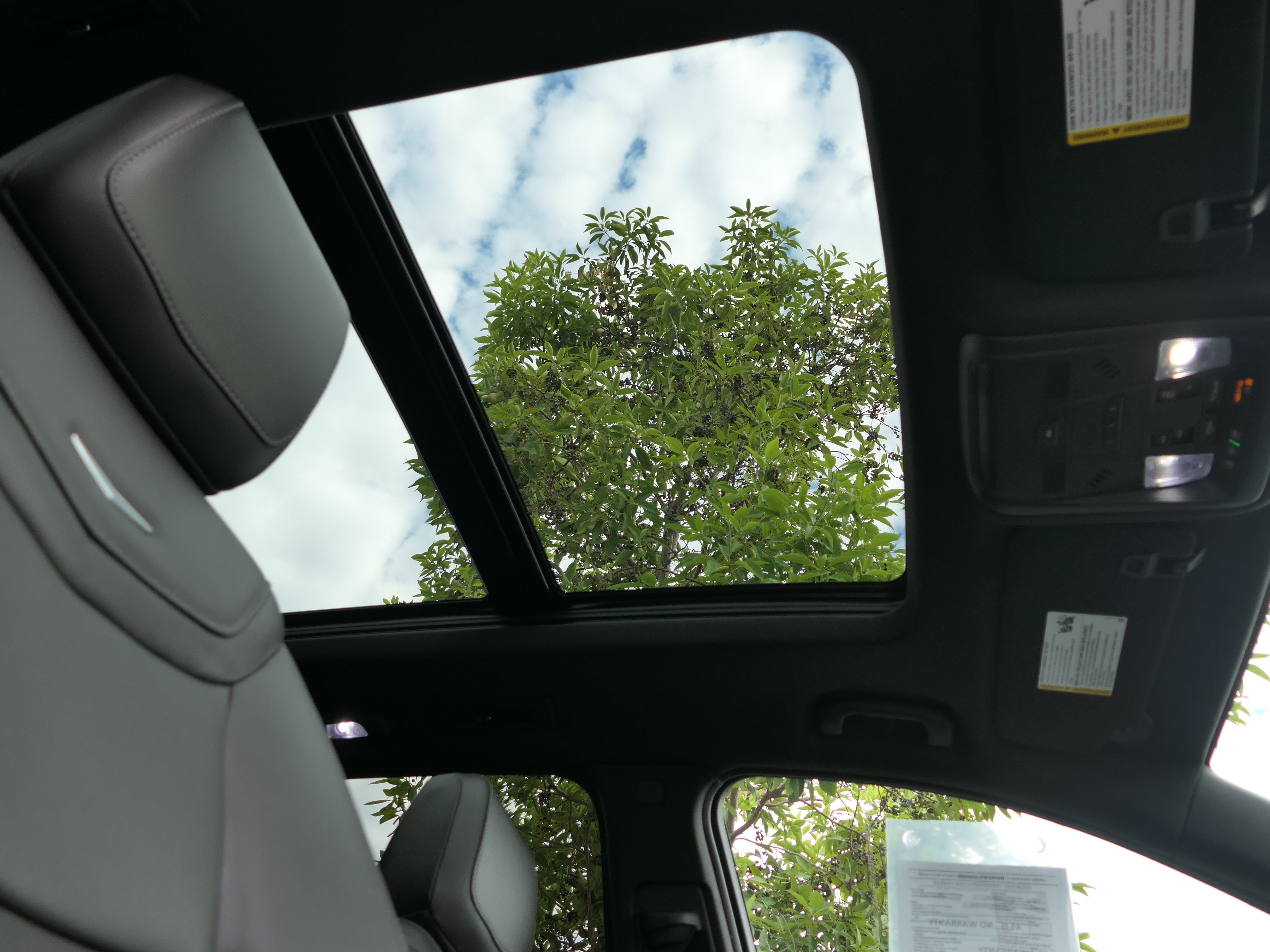 New 2025 Cadillac XT6 Premium Luxury FWD image 26